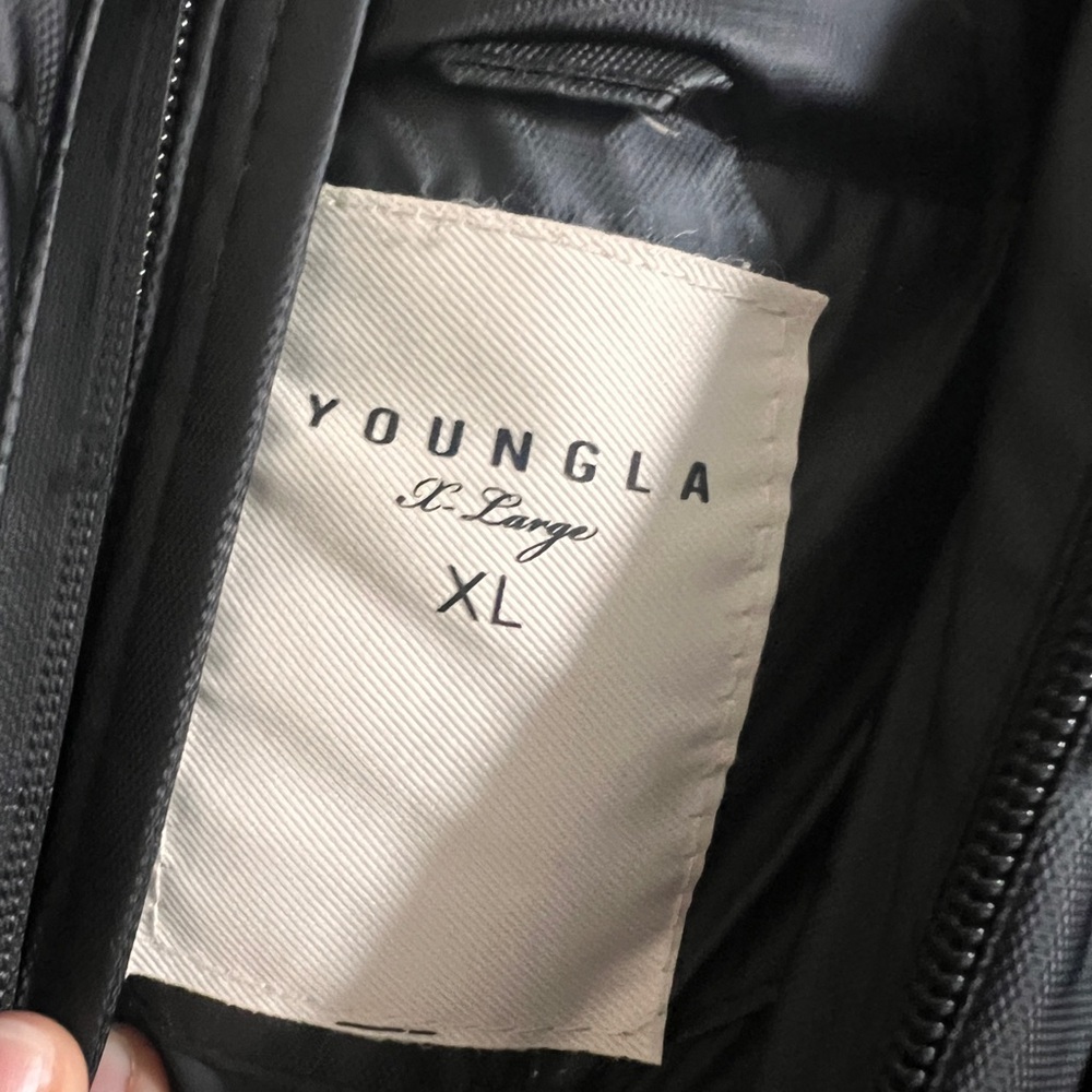 YoungLA Black Puffer Jacket with Hood and Water-Resistant Fabric - Picture 13 of 15